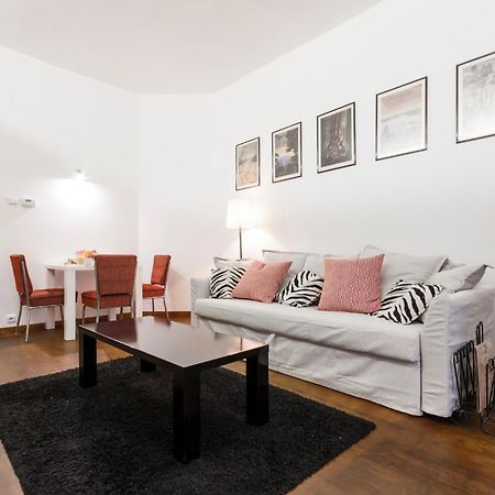 Prague Days - 1Bdr Apt W Netflix - Zizkov Tower Zewnętrze zdjęcie